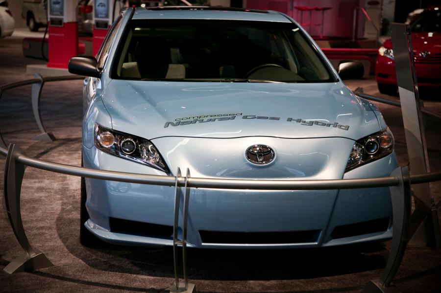  Toyota Camry CNG Hybrid Concept 2008 года  (фото 20 из 34)